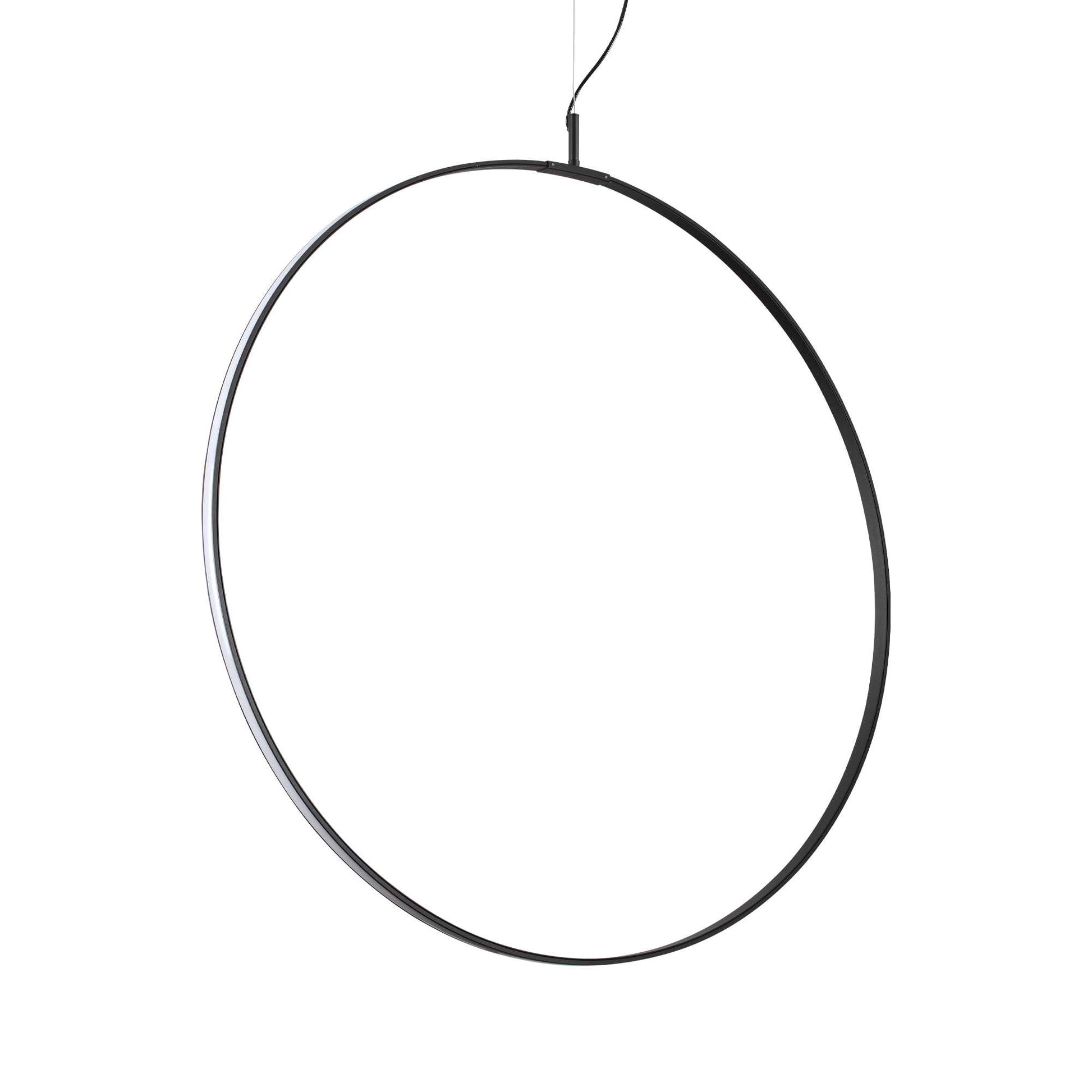 Ideallux Pendelleuchte Circus 90cm in Schwarz, kreisförmige LED-Leuchte, höhenverstellbar mit pulverbeschichtetem Metallrahmen.