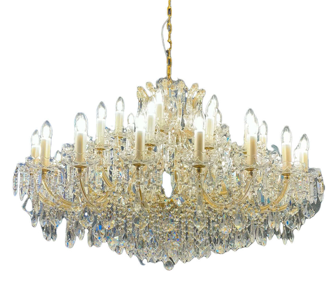 Luxus Kronleuchter Maria Theresia, gold and crystal chandelier with 36 lights, Ø120cm, elegant home lighting.