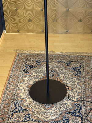 stehleuchte florence matt schwarz detail fuß