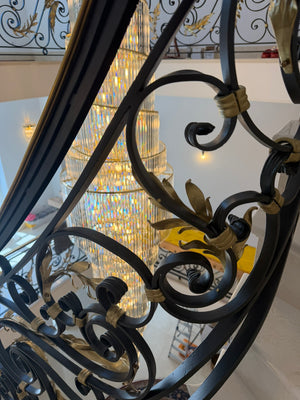 Kristall Hängeleuchte TWISTER Spiralelleuchte für Hotel - Treppenhaus - Galerie Durchmesser 100cm Höhe 560cm