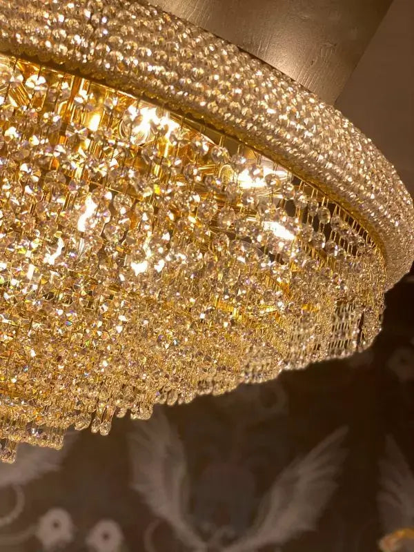 Kristall Deckenleuchte Granada Gold Ø60cm mit funkelnden geschliffenen Kristallen, dimmbar, luxuriöses Wohnambiente, LED kompatibel.