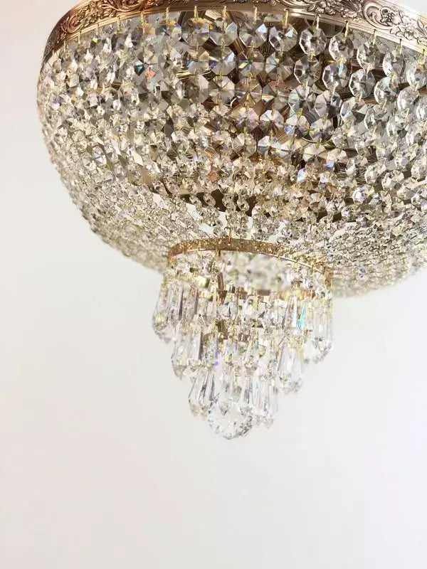 Gold Kristall Deckenleuchte Ø40cm, funkelndes Design mit geschliffenen Kristallen, ideal als eleganter Deckenstrahler, dimmbar.