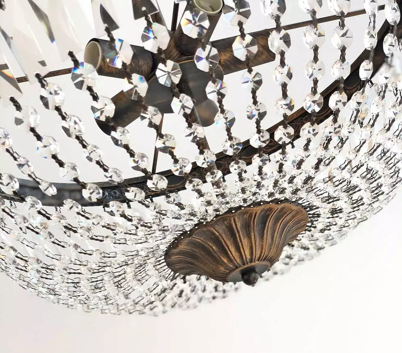 Antique gold crystal ceiling lamp Florence with cut sparkling crystals, Ø50cm, dimmable, featuring detailed craftsmanship.
